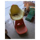 3 VINTAGE FIBERGLASS CHAIR SEATS W/ 1 METAL FRAME