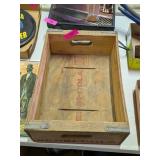 VINTAGE WOODEN PEPSI CRATE WITH METAL REINFOCEMENT