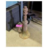 1 VINTAGE SCREW JACK