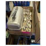 VINTAGE LUNCHBOX AND SILVERWARE
