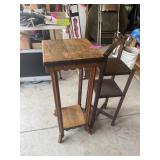 2 DECORATIVE PLANT STANDS/END TABLES