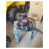 TECUMSEH 4.0 ENGINE AND PRESSURE WASHER ON STAND