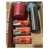 3 SNAP-ON FOLDING POCKET KNIVES AND INSULATED CUPS