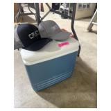 IGLOO TRAVEL COOLER AND 2 HATS