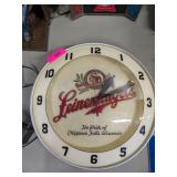 LEINENKUGELS LIGHT UP CLOCK