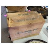 GLASS MINNOW TRAP IN BOX, 1 1/2 HOLE