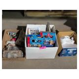 OUTDOOR LIGHT, ROPE LIGHTS, BULBS, AND HINGES