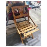 VINTAGE FOLDING CHILDS WOODEN CHAIR