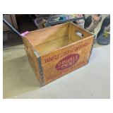 VINTAGE DOUBLE COLA KEWAUKNEE ORANGE CRUSH CRATE