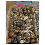 ANTIQUE DOOR KNOBS