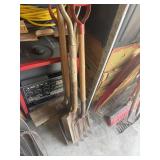 5 HANDTOOLS - SHOVELS, POTATO FORK