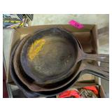 WAGNER 6 & 9 CAST IRON PANS AND #8 PAN