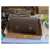 ANTIQUE LUNCH BOX