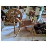 TABLETOP SPINNING WHEEL
