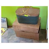 WICKER PICNIC BASKET