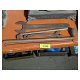 4 FORD WRENCHES
