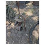 VINTAGE HAND PUMP