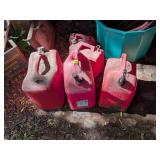 5 GAS CANS