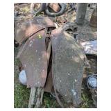 MODEL T FENDERS, ASST PARTS, LIGHTS, ENGINE BLOCK
