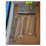 WRENCH COLLECTION & SMALL SOCKET SET