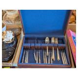 1847 RODGERS BROS SILVERWARE SET