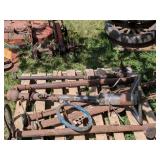 PALLET OF STEERING WHEEL COLUMNS