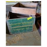 SPRINGTIME BEVERAGE WOODEN CRATE