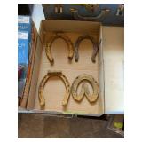 4 HORSESHOES