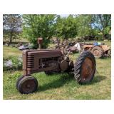 JOHN DEERE B TRACTOR WITH 3PT SICKLE MOWER