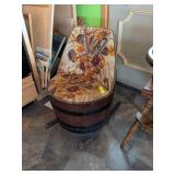 BARREL CHAIR