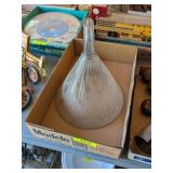 LARGE GLASS FUNNEL