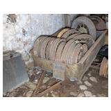 MODEL T BOX WAGON WITH WIRE WHEEL ASSORTMENT