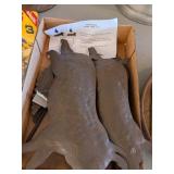 2 - PIGS FLY LAWN ORNAMENTS