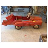 PEDAL DUMP TRUCK