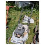 JOHN DEERE 21' PUSH MOWER WITH BAGGER