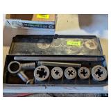 PIPE THREADER SET