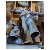 4 VINTAGE HORNS & SIREN