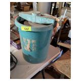 ICE CREAM MAKER