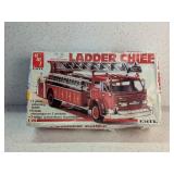 AMERICAN LAFRANCE LADDER CHIEF MODEL KIT