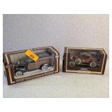 DIECAST IOLA 1937 WOODY & 1930 FORD ROADSTER