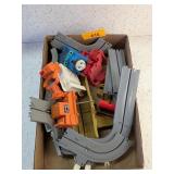 THOMAS THE TANK ENGINE TRAIN SET