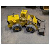 VINTAGE TONKA  ARTICULATING FRONT END LOADER