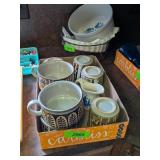 STONEWARE MUGS & CUPS