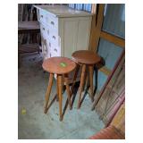 2 ROUND 14' PLANT STANDS