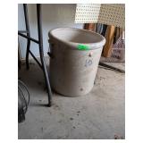 15 GALLON RED WING CROCK