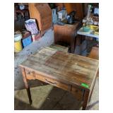 SEWING MACHINE DESK