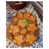 2 - DECORATIVE WOOD PLATTERS