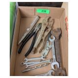 WRENCHES, VISE GRIPS, SNIPS & MORE