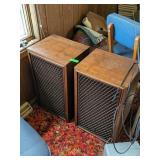 2 VINTAGE SANSUI SP-200 FLOOR SPEAKERS