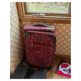 ROLLING PIECE OF LUGGAGE